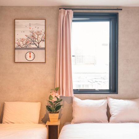 New Designed Apart Ment Shin-Okubo Sta 3 Min Walk Токіо Екстер'єр фото